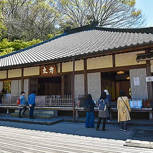 Meigetsu-in