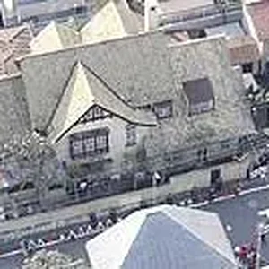 emphouse.jpg