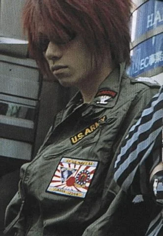064d.jpg