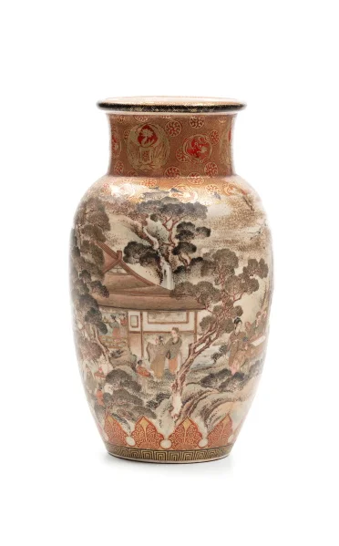 A4146_Kagaware Vase_Side on.jpg