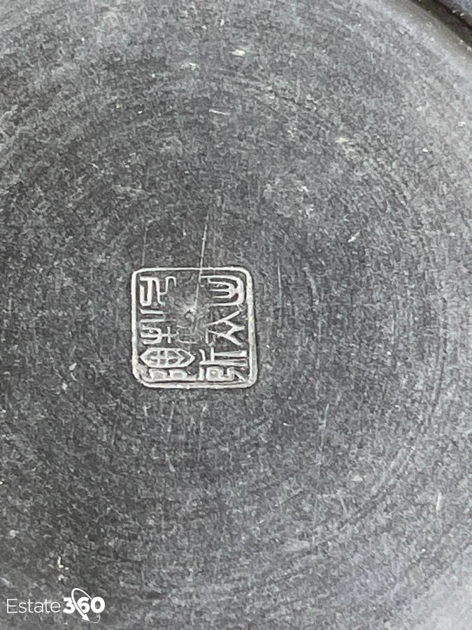 A4223_Black Takanabe pottery signature_Estate360.jpg
