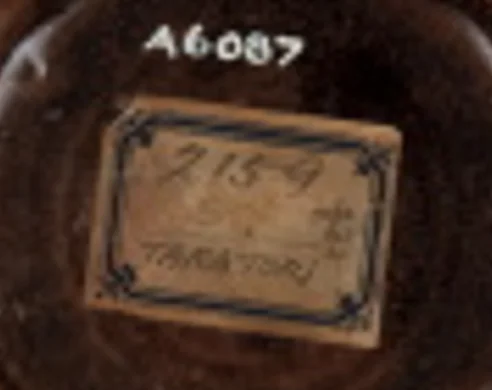 A6087_Takatori stoneware bowl_enlarged sticker on base.PNG
