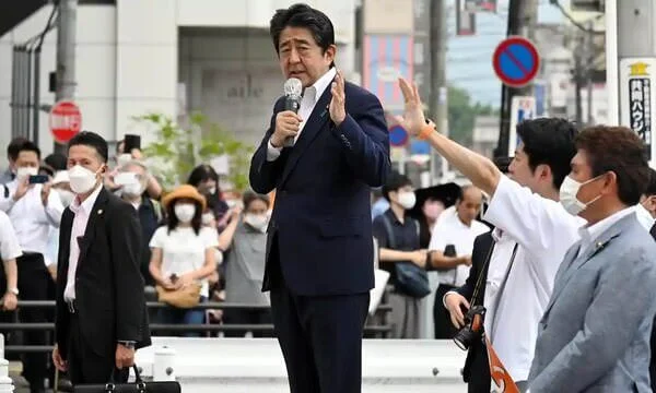 abe-shinzo.jpg