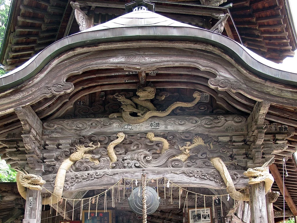 Shosojisan (会津さざえ堂 Aizu Sazaedo)