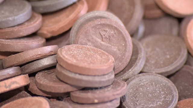 Ceramic 1-sen coins