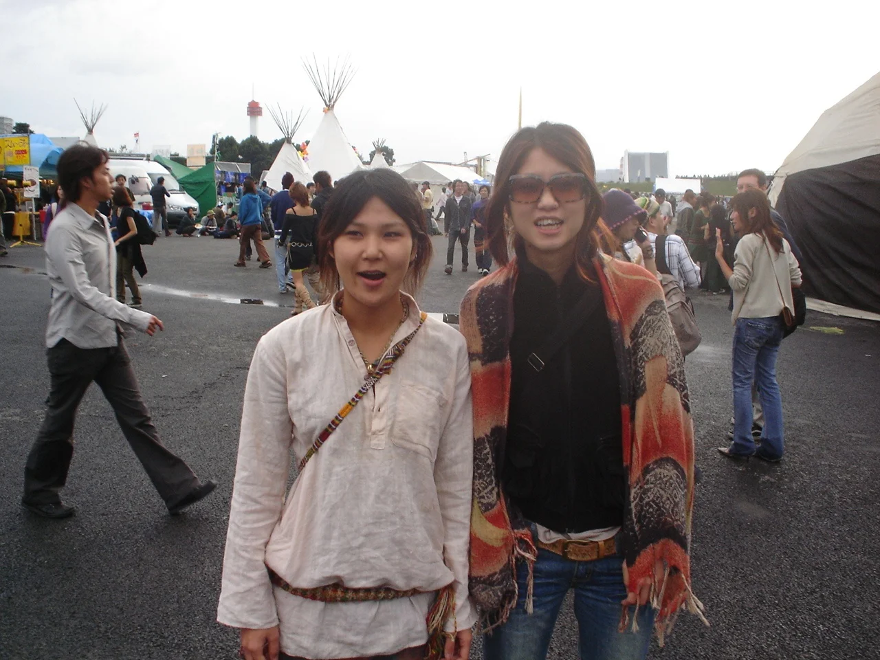 CUTE GIRLS POSING at NAGISHA MUSIC FESTIVAL IN TOKYO
