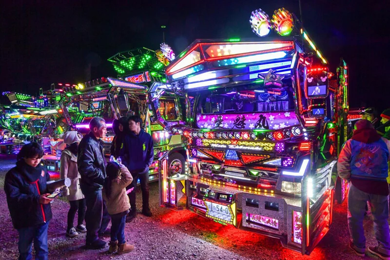 dekotora01.webp