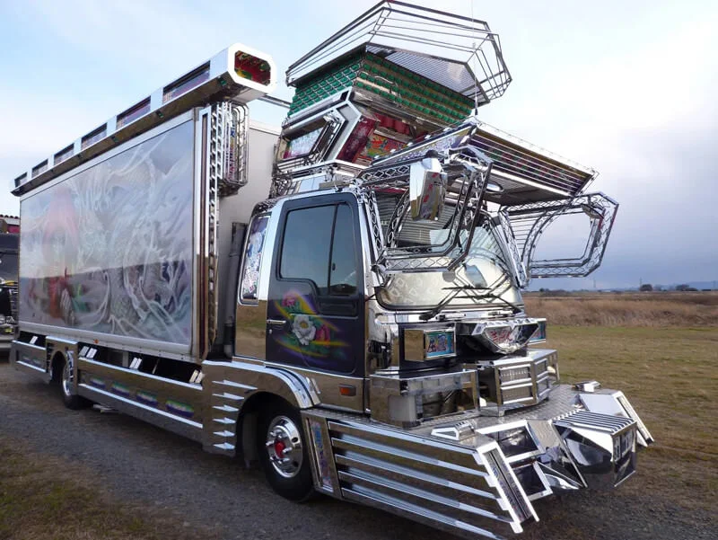 dekotora03.webp