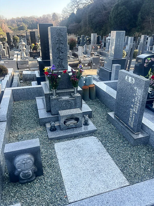 fujiko-f-fujio-grave-01.webp