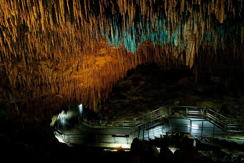 Gyokusendo Cave