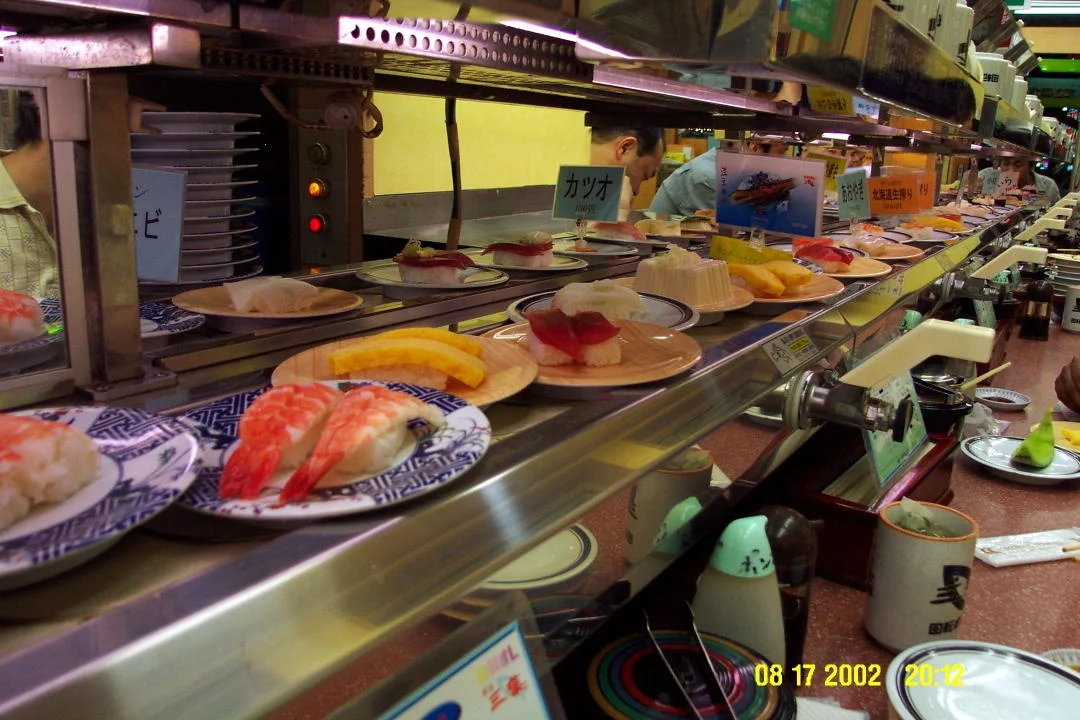 hmmm SUSHI  !!!!!!!!!
