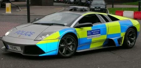 lamborghini_murcielago_cop1l.jpg