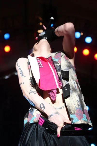 miyavi.jpg