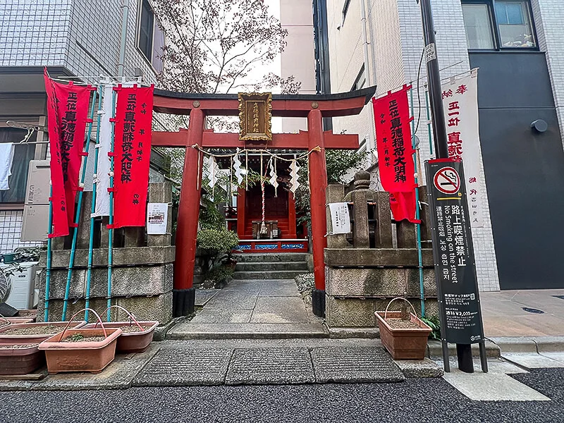 nihonbashi-shrine.webp