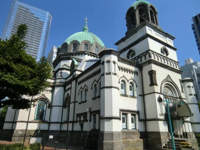 Nikolaido