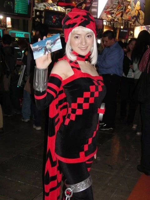 Red & black clad J-girl