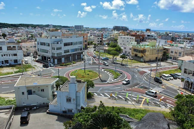 roundabout-okinawa.jpg