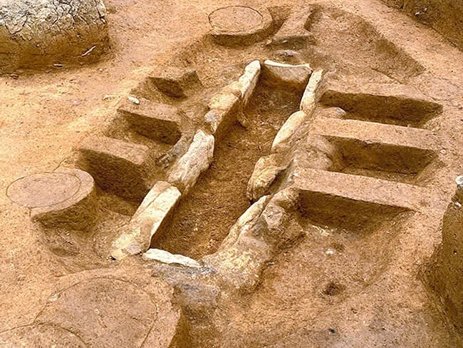 stone-coffin-saga.jpg
