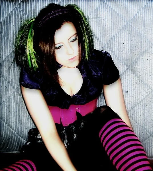 *stripy-camera-whorage*