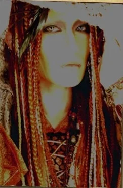 tumblr lx5e6sJuiM1qkygolo1 250