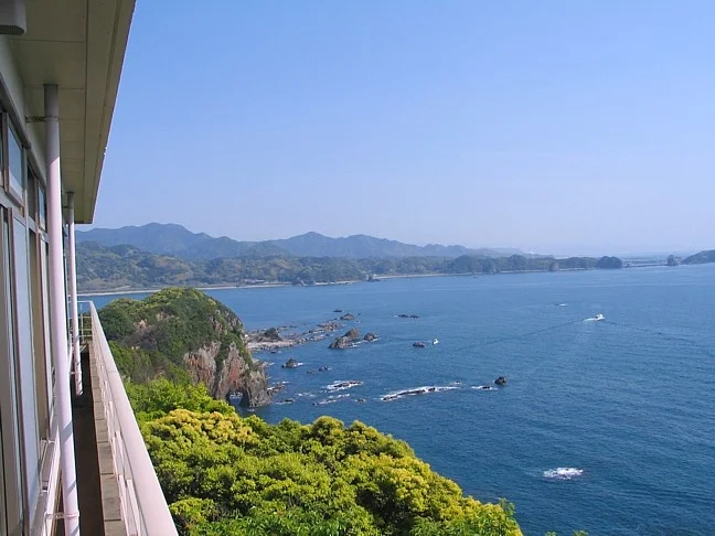 view1.jpg