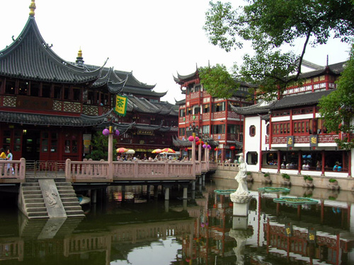 shanghai-yuyuan1.jpg